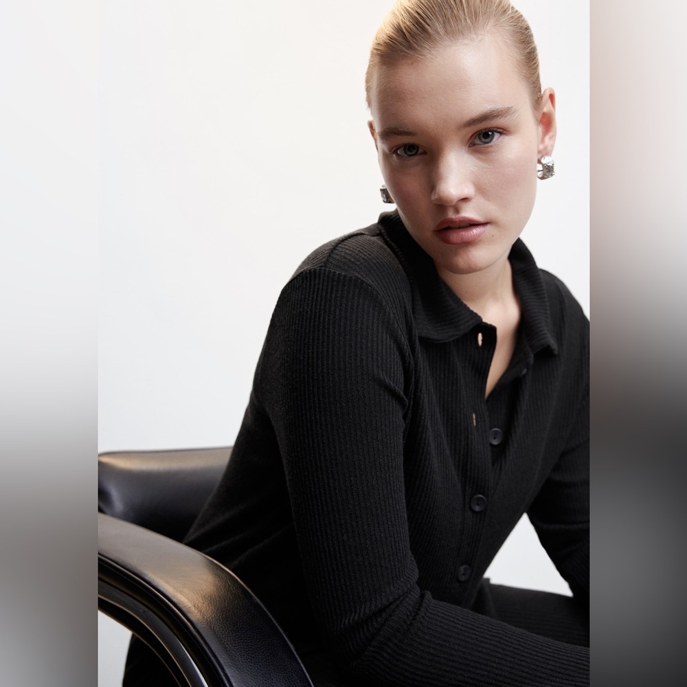 Mango Black ribbed button down - Picture 7 of 14